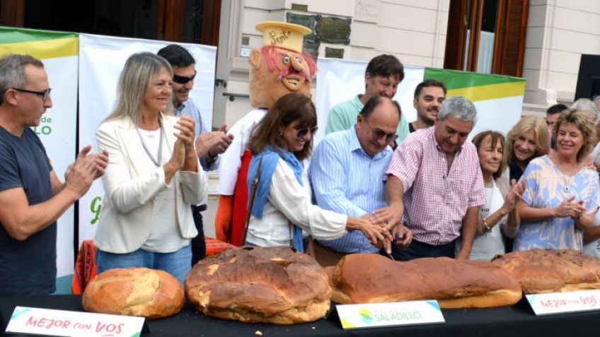 Qued Inaugurada La Cuarta Fiesta De La Galleta De Piso